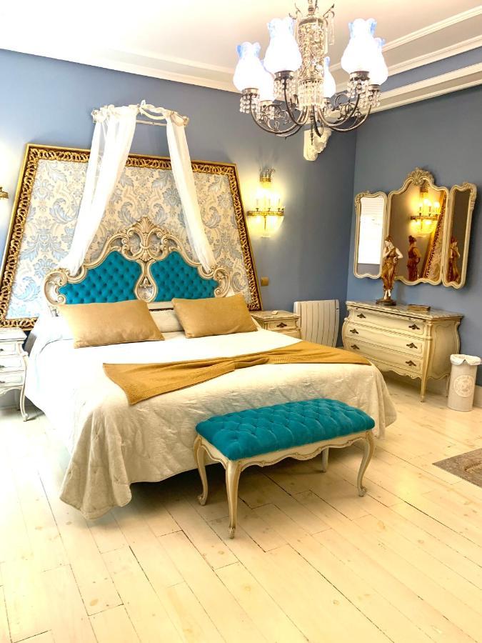 Hostal Boutique Puerta Del Sol Торрелавега Экстерьер фото