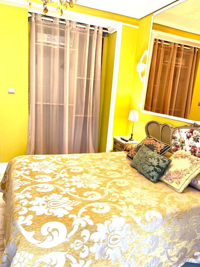 Hostal Boutique Puerta Del Sol Торрелавега Экстерьер фото