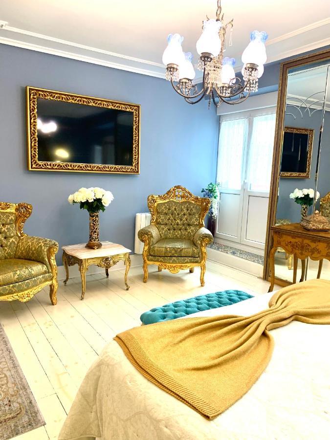 Hostal Boutique Puerta Del Sol Торрелавега Экстерьер фото